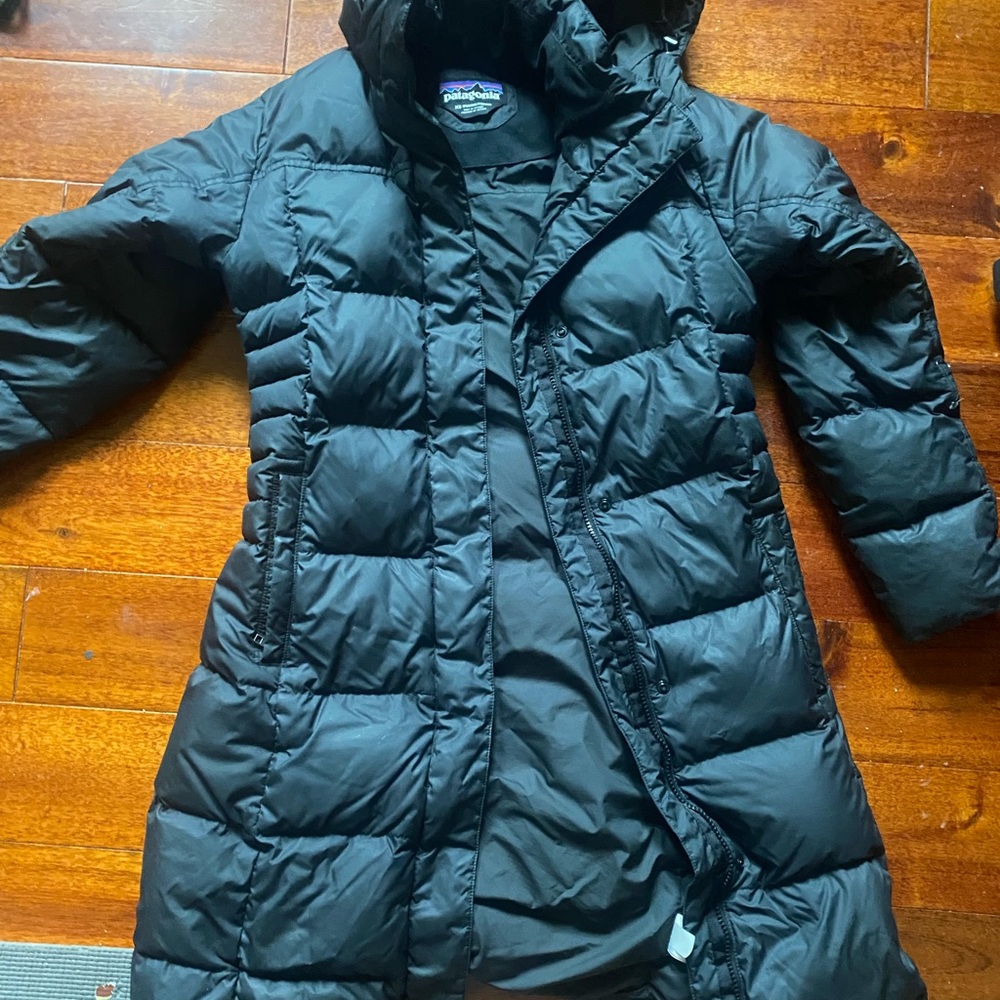 Down patagonia coat black xs